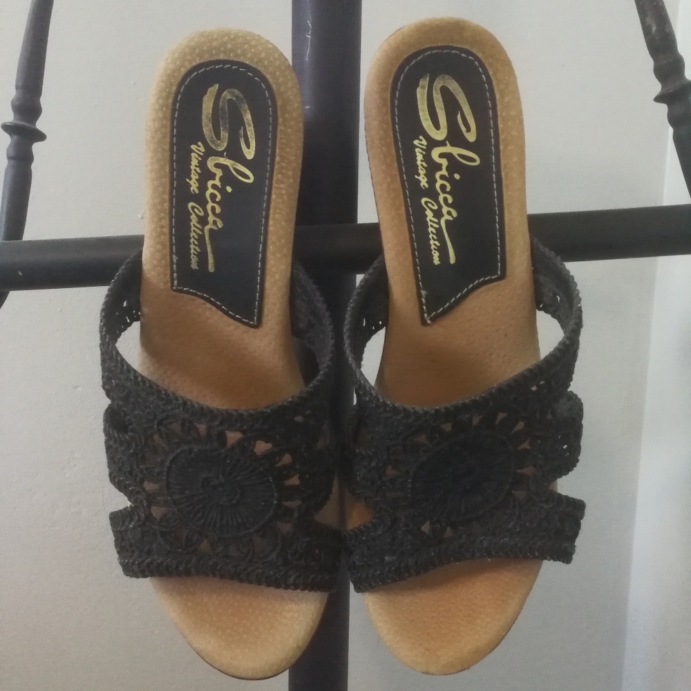 Sbicca Wooden Clogs
